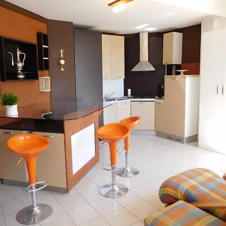Posta Vecchia Apartment Grado